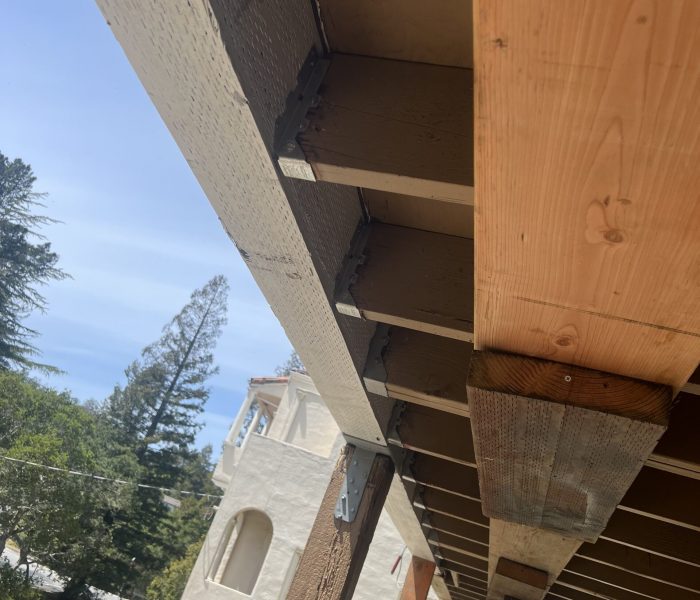 4 Installing Columns Beams and Seismic Brackets 67278470677 76D3EC6C 8E11 4AFD 8869 C14A9F47A979 scaled 700x600